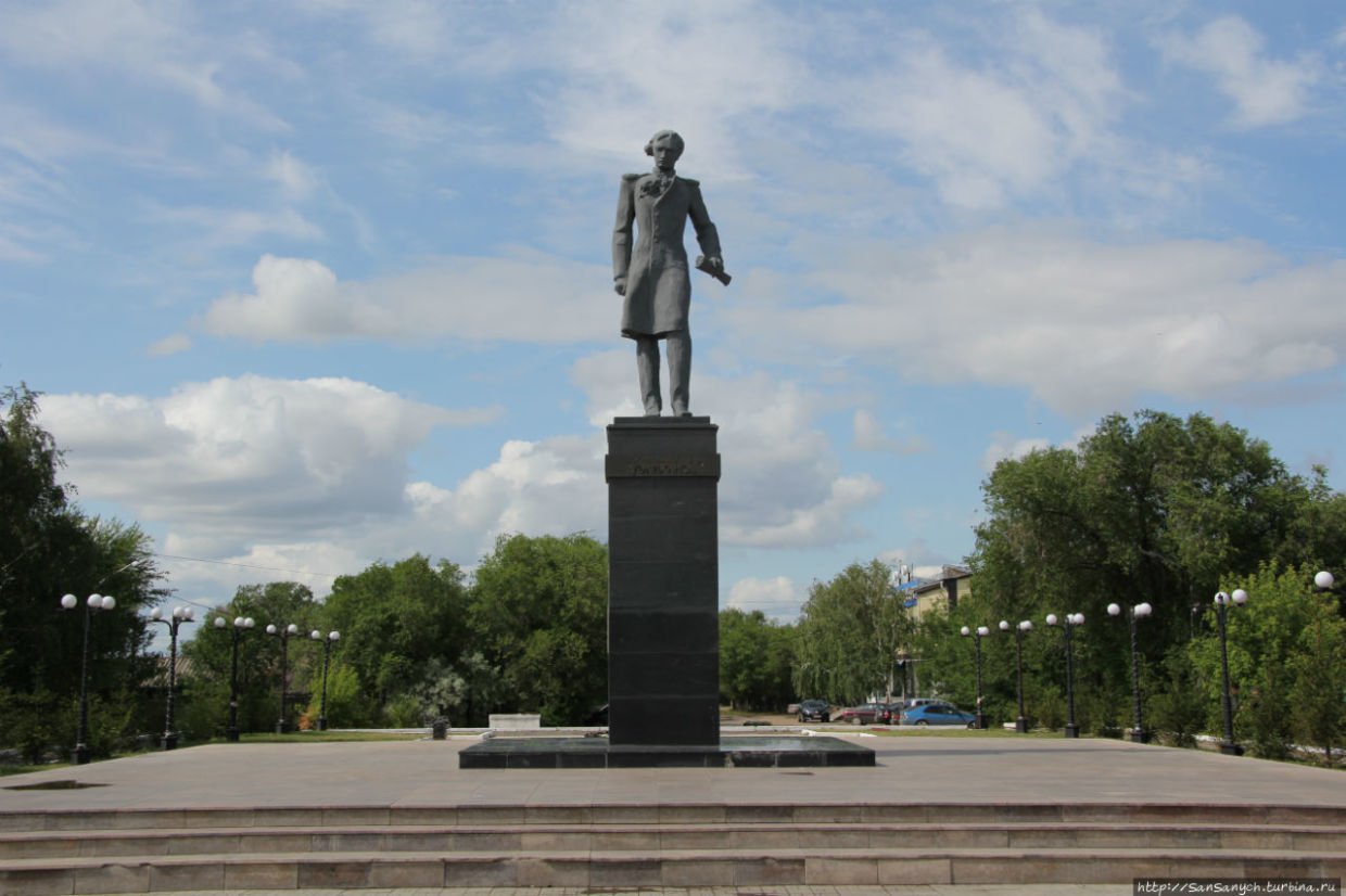 Памятник Ч.Ч.Валиханову 1971