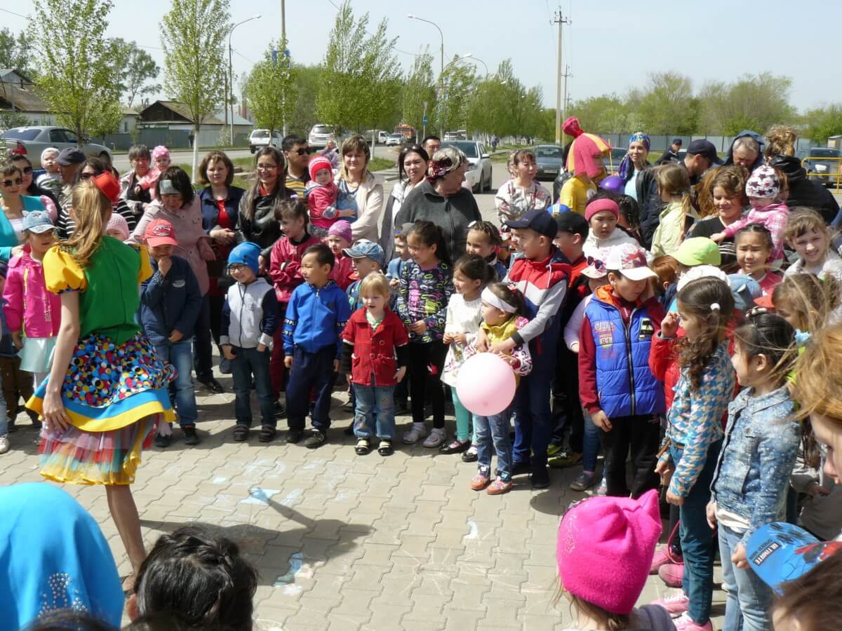 Конкурс детского рисунка 1 июня. Фото