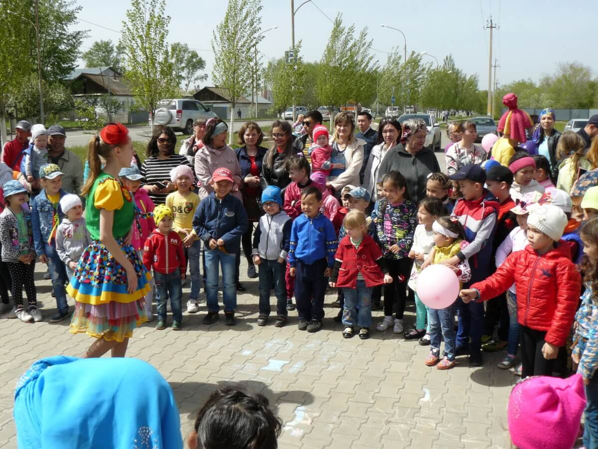 Конкурс детского рисунка 1 июня. Фото