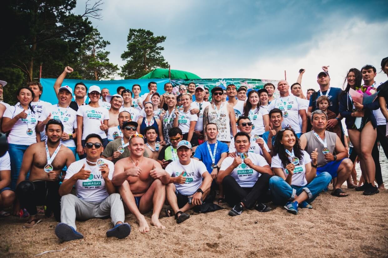 первый в Казахстане массовый заплыв «Burabay Swim 2018»