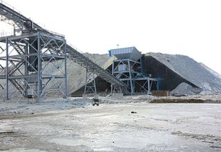 Часть производственного комплекса золотоизвпекатепьной фабрики ТОО «Казахалтын Technology» рудника Аксу в наши дни.