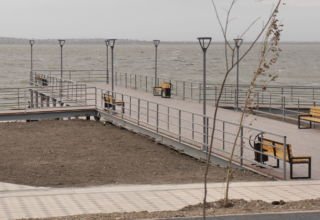 Фоторепортаж о состоянии строительства новой набережной, амфитеатра на берегу озера Копа, дорог. 17 октября 2020