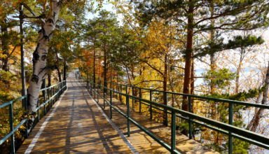 По берегу Боровского озера, часть 1. Боровое. Голубой залив. 1 и 2 октября 2020