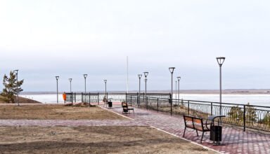 Смотровая площадка у флагштока. Кокшетау Онлайн.