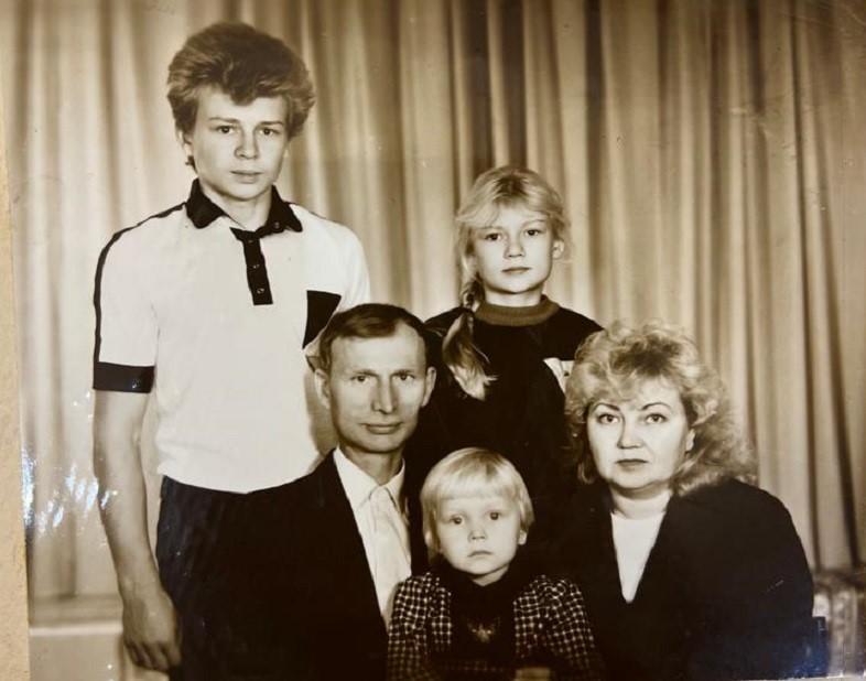 Роман, Светлана, Станислав Людвигович, Ксения и Тамара Григорьевна Яворские.