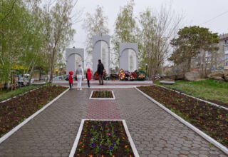 Небольшой фоторепортаж с концерта в День Победы в Боровом. 9 мая 2023.