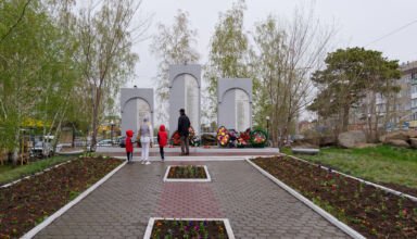 Небольшой фоторепортаж с концерта в День Победы в Боровом. 9 мая 2023.