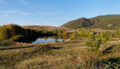 Сентябрьский прудик в Боровом. Кокшетау Онлайн.