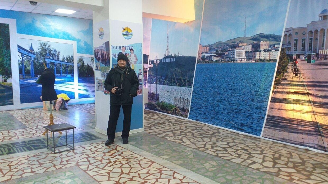 Мои фотографии в качестве передвижной стеновой живописи в фотозонах :)