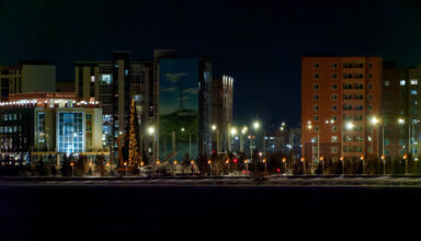 Тёмный-тёмный город тёмной-тёмной ночью. Немного картинок Кокшетау через озеро. 18 декабря 2025.