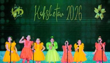 Фестиваль "The Legacy Show 2026". (1) Вокал и инструменальные. Кокшетау Онлайн. 7 февраля 2026 в ДК "Достар" г.Кокшетау состоялся международный фестиваль детского творчества The Legacy Show. Полный аншлаг. Очень большой фоторепортаж с очень большого фестиваля. В первой части выступления вокалистов и музыкантов, ожидание начала, волнения маленьких участников и их родителей, суета в фойе, выступления, переживания за результат и эмоции, награждение победителей. 7 февраля 2026