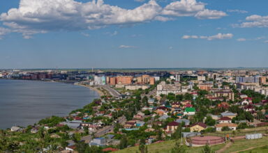 Большая панорама города Кокшетау с сопки Букпа, 3 июня 2026